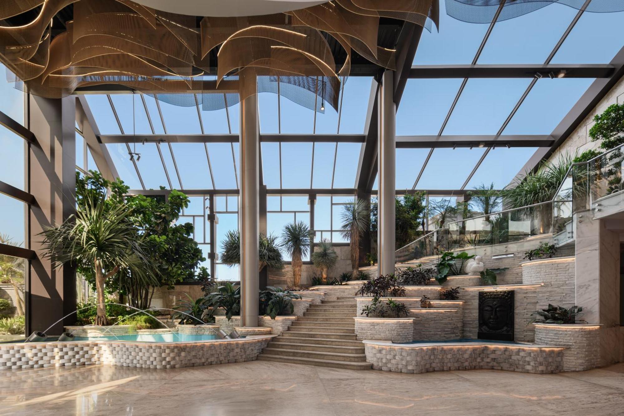 Mirage Hotel & Conference Center الإسكندرية المظهر الخارجي الصورة The interior of the new building